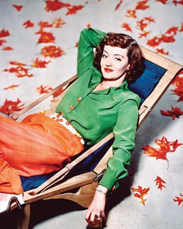 Bette Davis circa 1940, in color